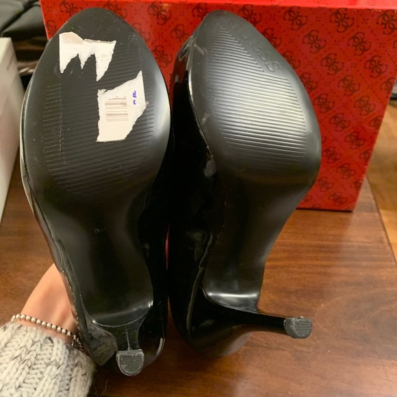 GUESS Leopard Open Toe Pumps Size 6 - Picture 4 of 4